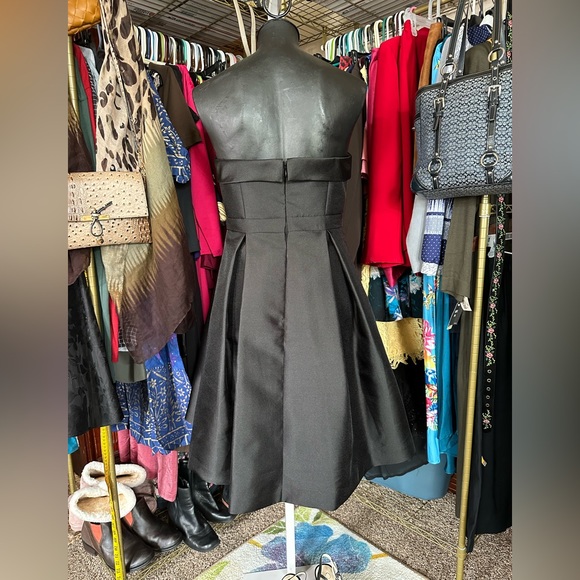 Calvin Klein Formal Black Shiny Strapless Mini Full Pockets EUC - Picture 6 of 15